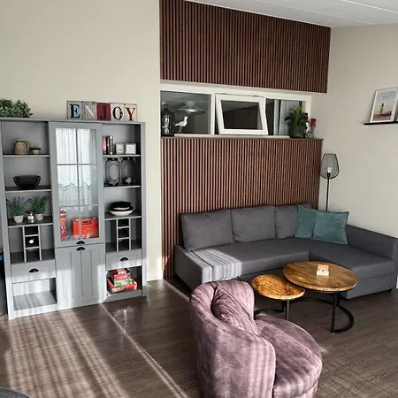 Apartman By The Sea *